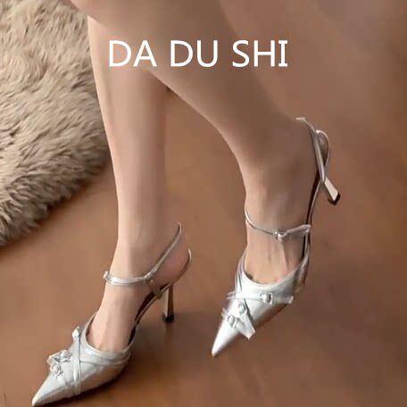 羊皮版！性感金属绑带尖头高跟鞋女银色真皮包头凉鞋细跟后空单鞋