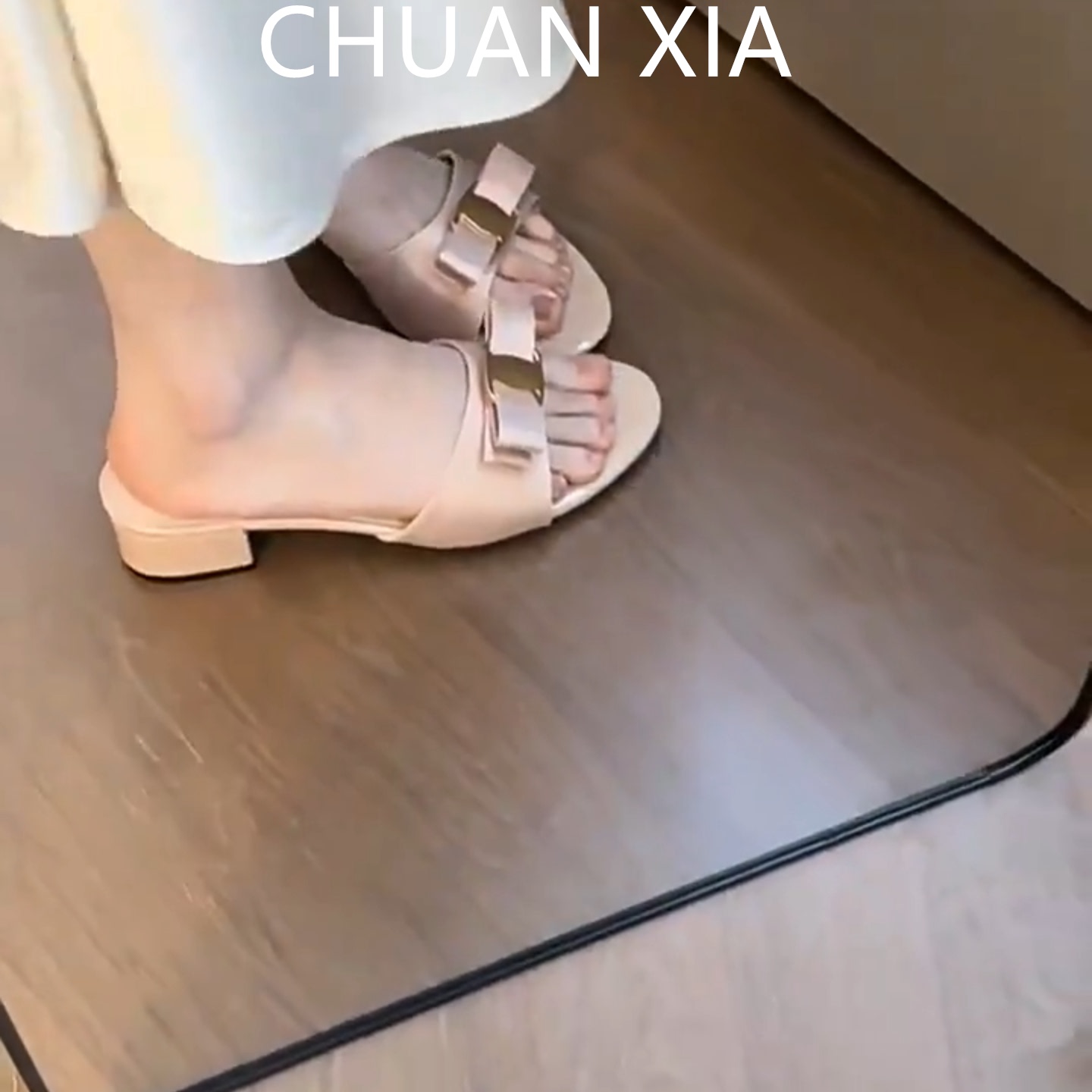 羊皮版~小香风金属扣蝴蝶