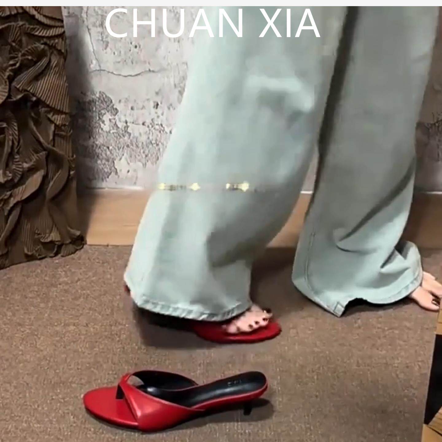 羊皮版~韩系红色细跟夹趾