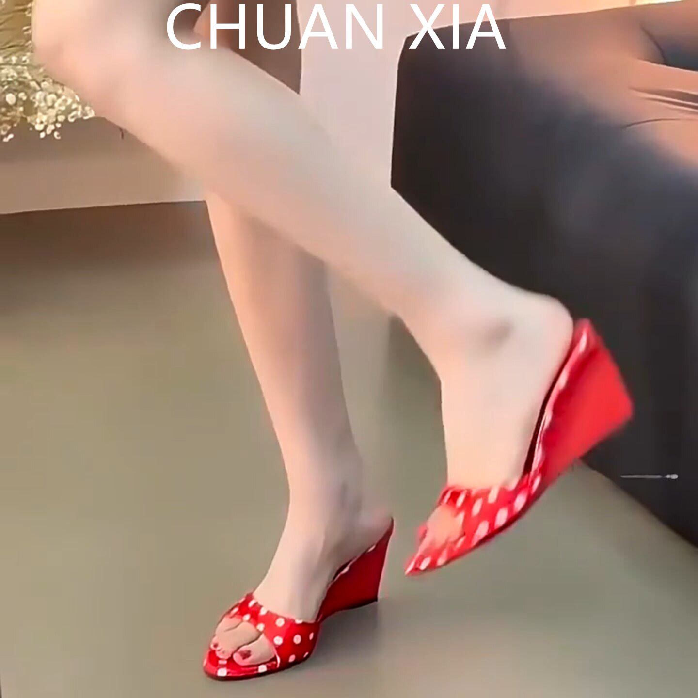 羊皮版-法式露趾红色波点