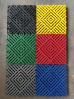 Серый, желтый, красный, зеленый и синий (китайский узел)