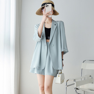 大码女装简约时尚薄款西装短裤套装女胖mm宽松显瘦休闲垂感西服新