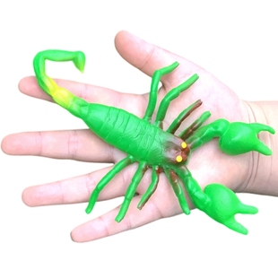 6周岁儿童玩具模型认知套装 大号软胶仿真蛇昆虫蝎子吓人3 免 包邮
