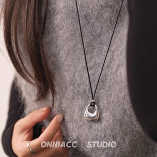 锁扣平安扣几何黑绳项链女长款 毛衣链纯银秋冬配饰高级感轻奢小众