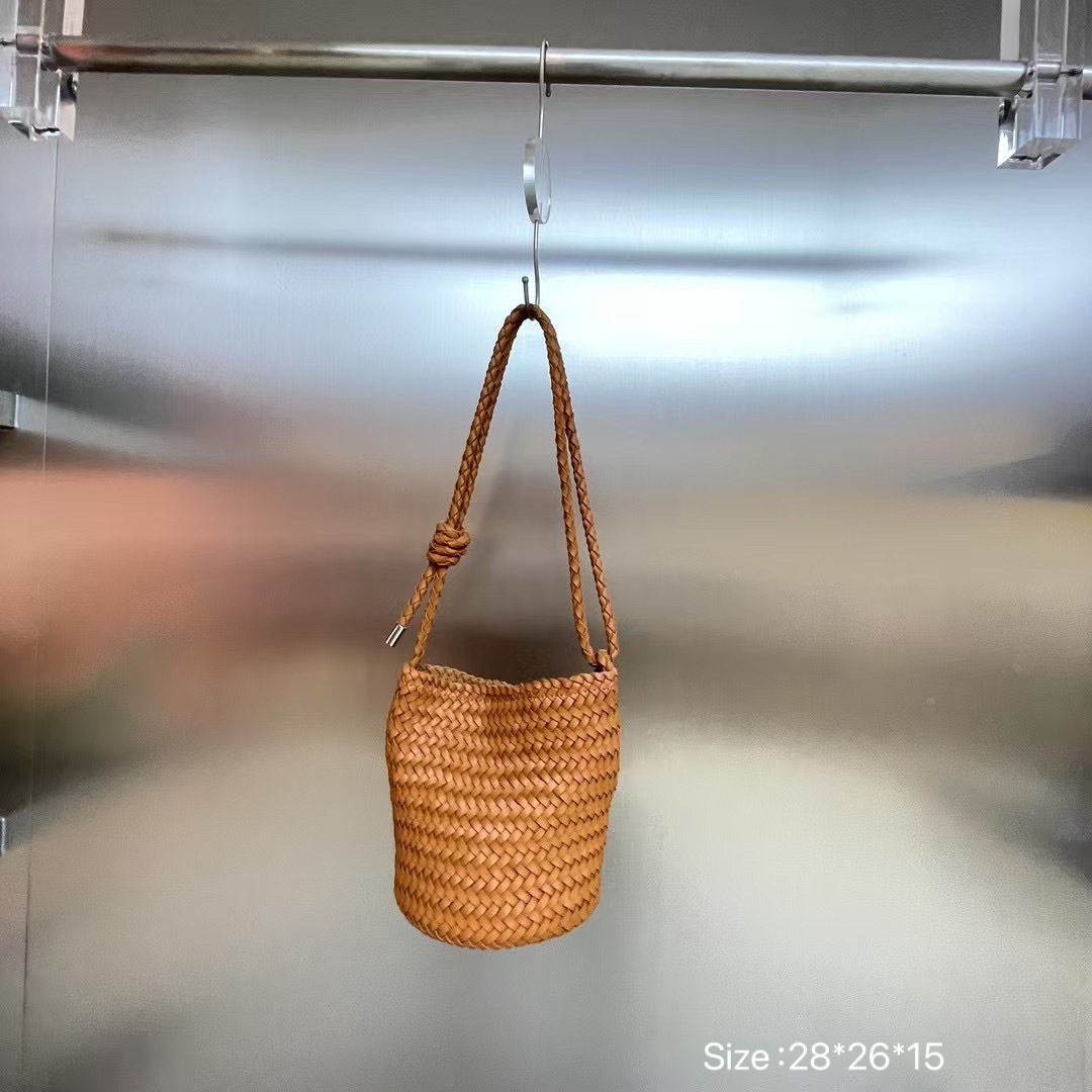 包包女2026新品网红复古编织包大容量托特包单肩腋下包斜挎水桶包