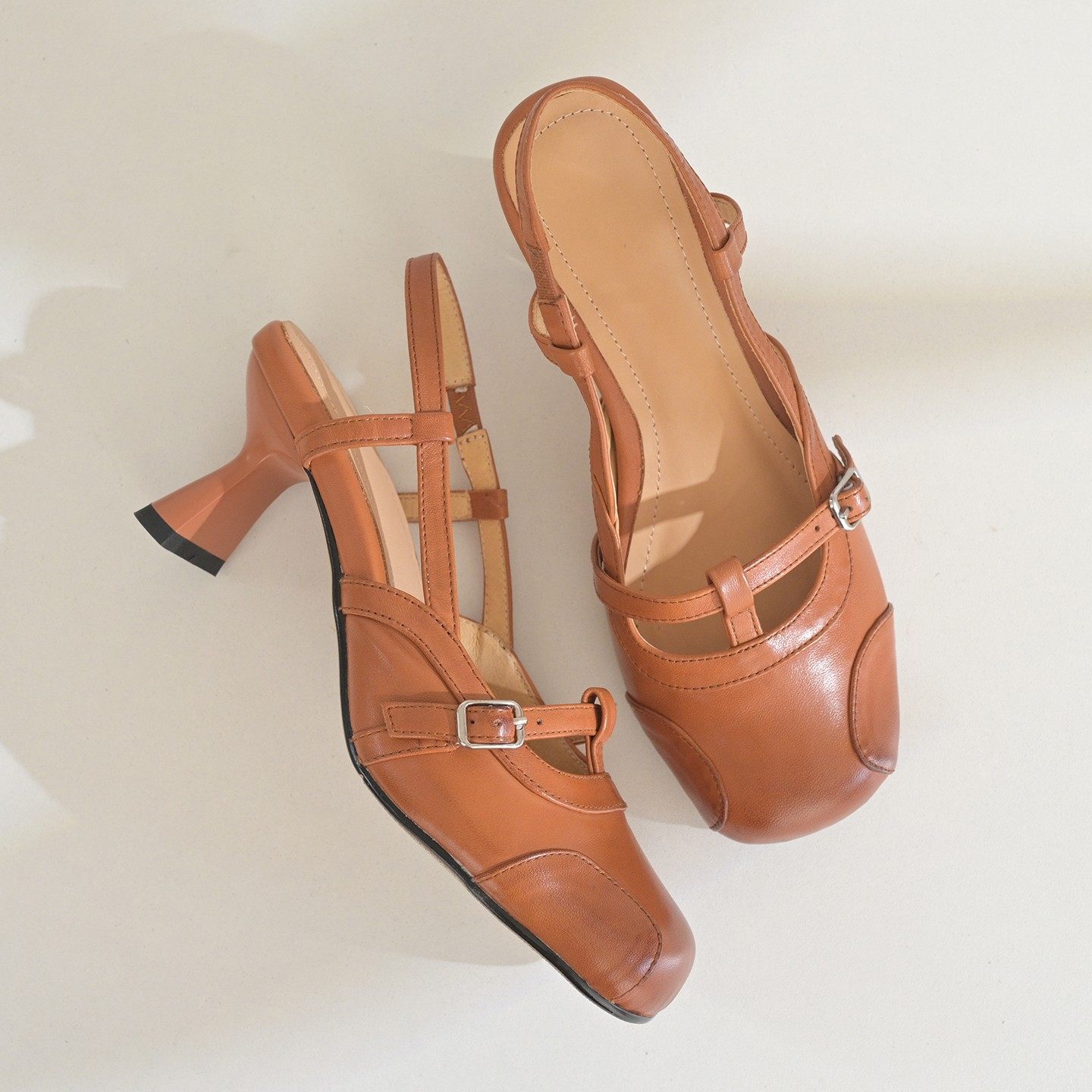 步享~小众复古包头凉鞋女夏厚底方头粗跟高跟真皮后空单鞋配裙子,女鞋,时装凉鞋,淘宝优惠券,粉丝福利购,淘宝优惠卷