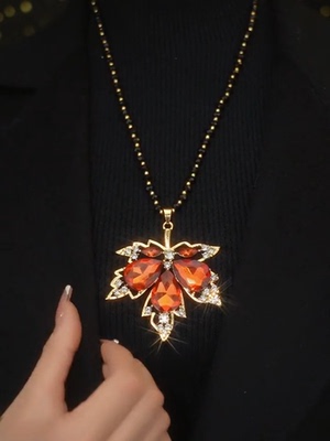 臻萌其它铜微镶圆珠女枫叶项链