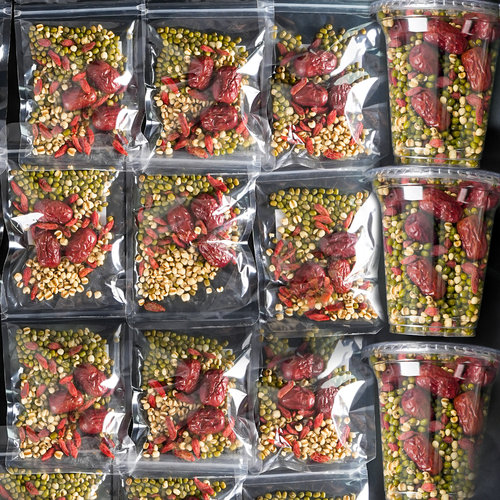 绿豆薏仁汤薏米水适合女生泡水喝