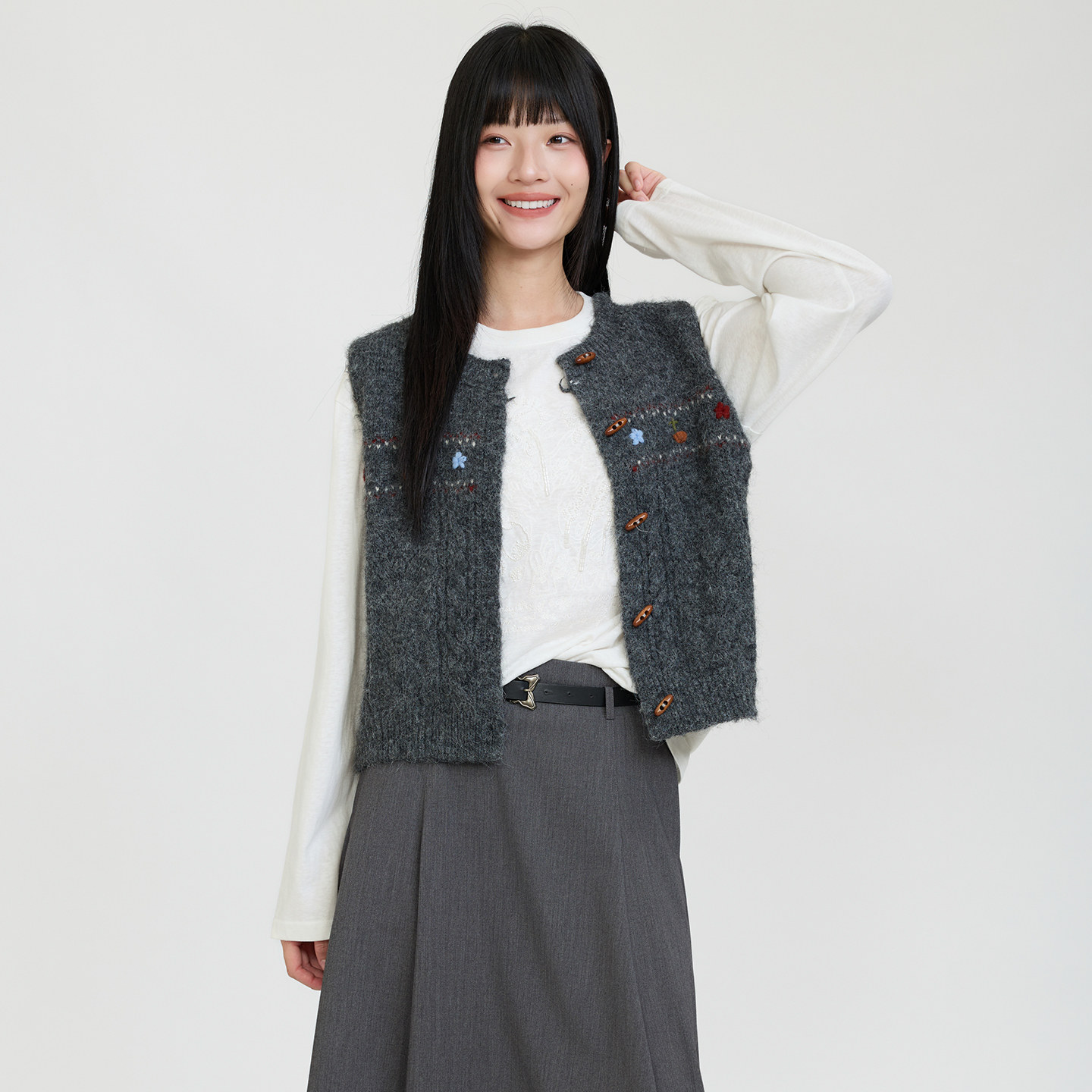 芭依璐2026秋装新款复古针织马甲女花朵毛衣坎肩背心提花马夹上衣