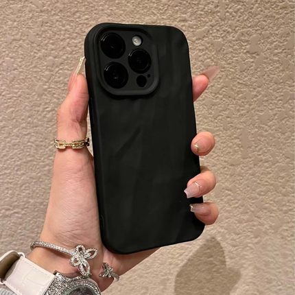高级肤感褶皱苹果15手机壳iPhone14promax全包防摔软壳13新款简约磨砂12男女11保护套xsmax防指纹7/8plus硅胶