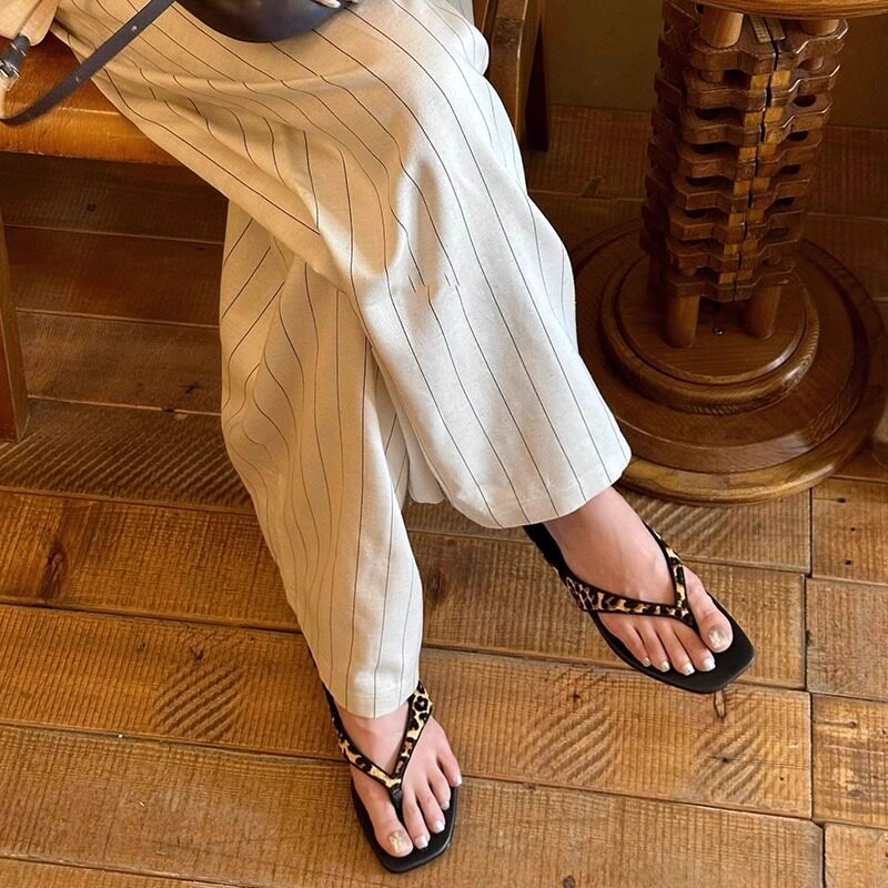 羊皮版~夏季新款休闲度假风沙滩人字拖女鞋平底绑带夹趾罗马凉鞋