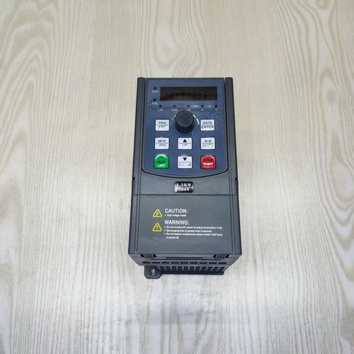 巨联JL610变频器     1.5kw/380v   变频