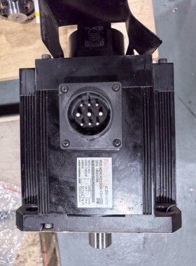 MDMU402S2V 机器人电机4.0KW 一轴电机