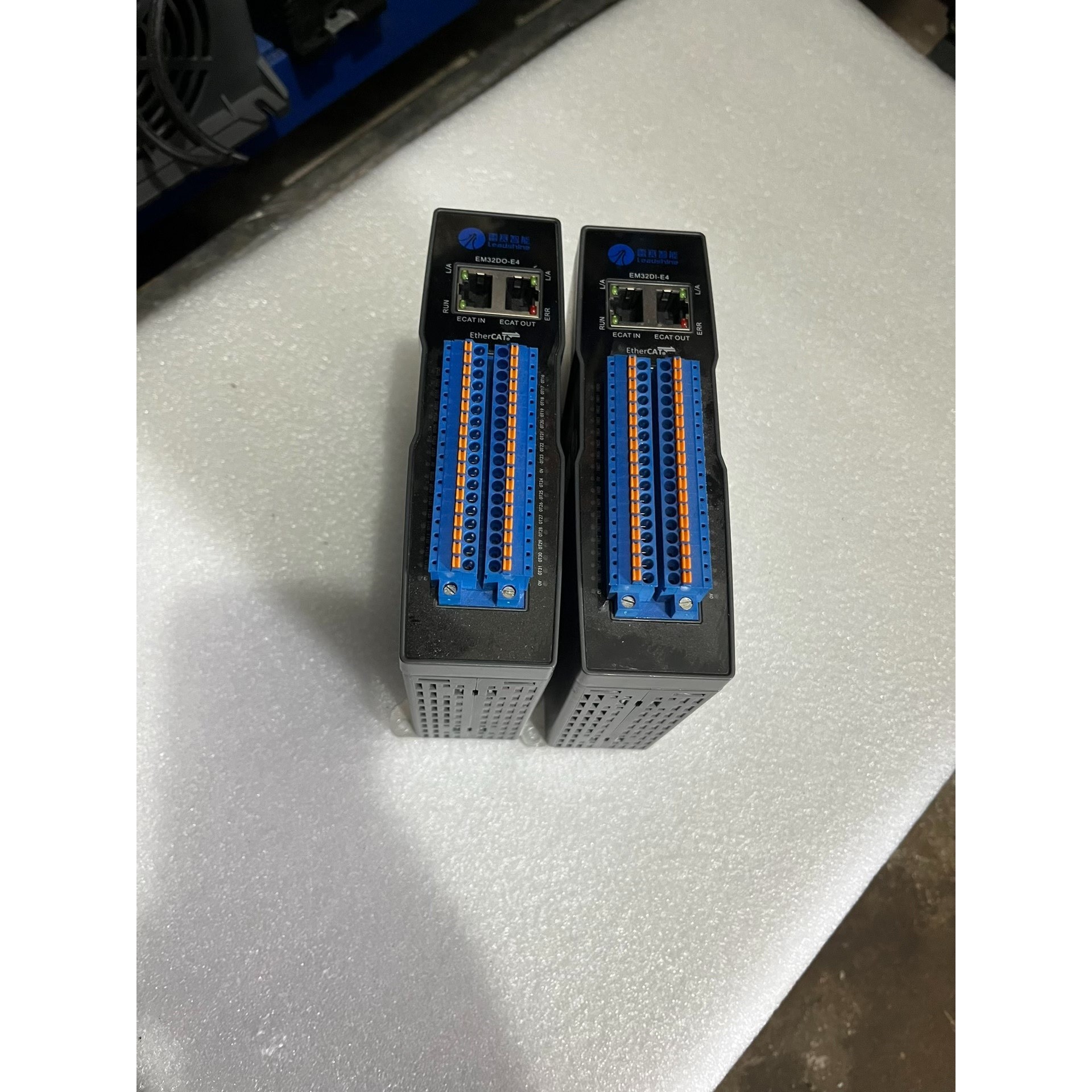 雷赛EtherCAT总线控制模块EM32DI-E4,成色漂亮