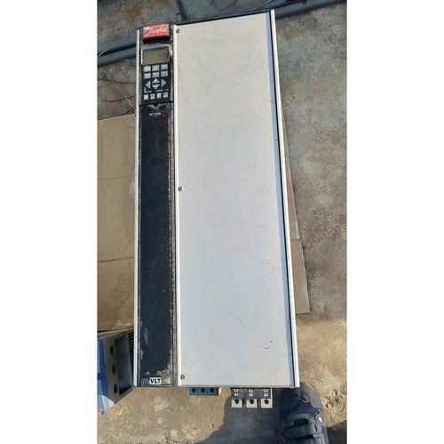 丹佛斯VLT5000系列变频器,型号VLT5052PT5C2