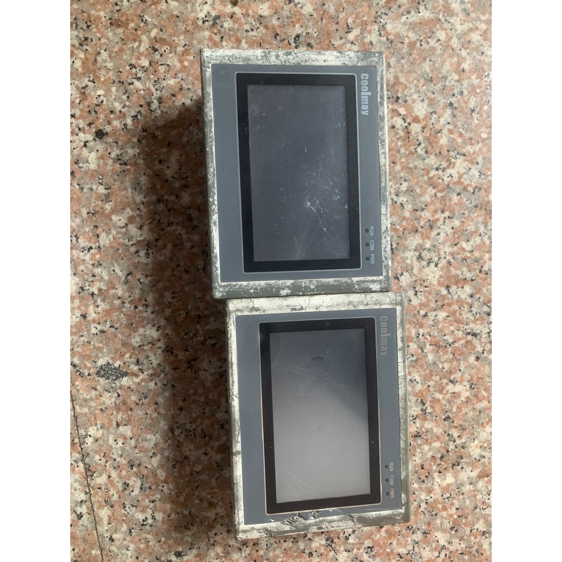 顾美一体机MX2N-43HB-24MRT-1P-S 拆机2个