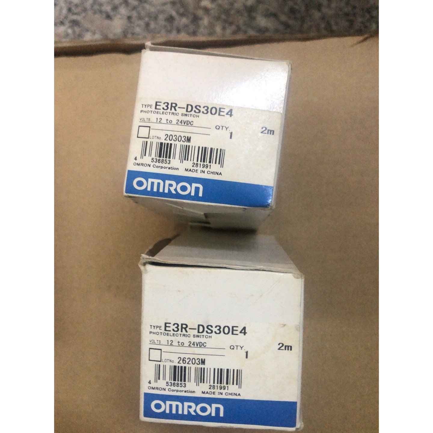 E3R-DS30E4    2个.原装正品传感器议价出