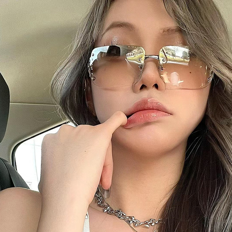 防紫外线辣妹复古女无框钻石