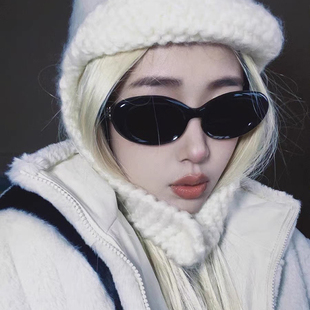 2023韩版 gm复古黑色椭圆大框度假墨镜女欧美高级感近视太阳镜 新款