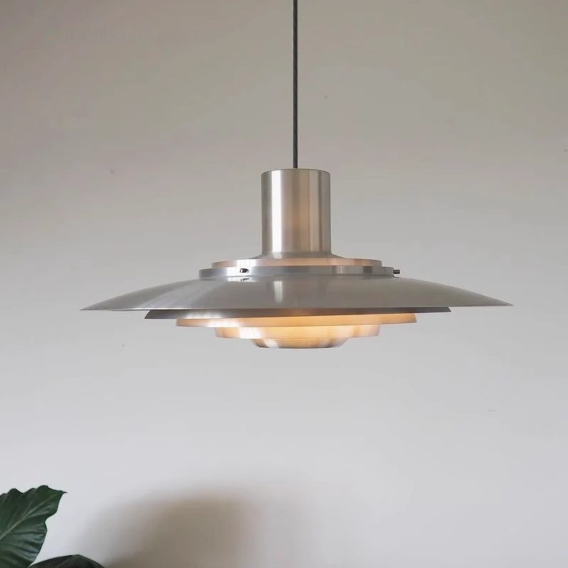 丹麦设计师飞碟餐厅吊灯