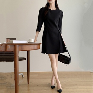法式 韩国代购 a字短裙 高级黑色连衣裙女小个子attrangs正品 26春季