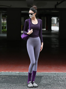 Beemen秋冬新款瑜伽服套装固定杯长袖外穿显瘦训练健身运动上衣女