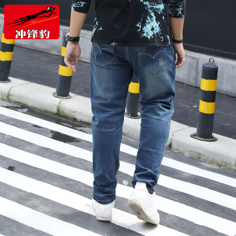 沖鋒豹複古潮男大號高彈力小腳褲男褲大碼胖子顯瘦彈力牛仔褲男在類目 男裝, 牛仔褲中 - 來自Buy2taobao.com提供專業的淘寶代購服務