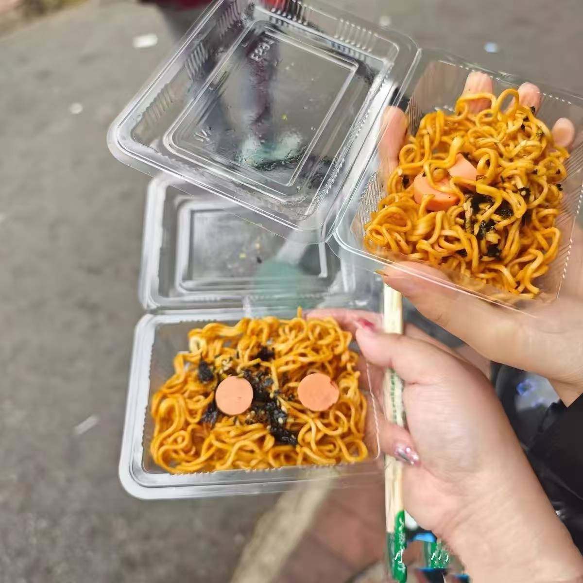 一次性透明塑料火鸡面打包盒商用摆摊专用碗长方形拌热干面包装盒