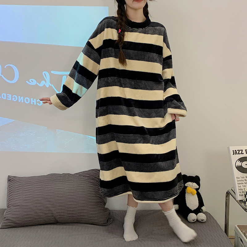 2023冬季珊瑚绒睡裙女秋冬长款甜美浴袍法兰绒睡衣冬加厚加绒睡袍