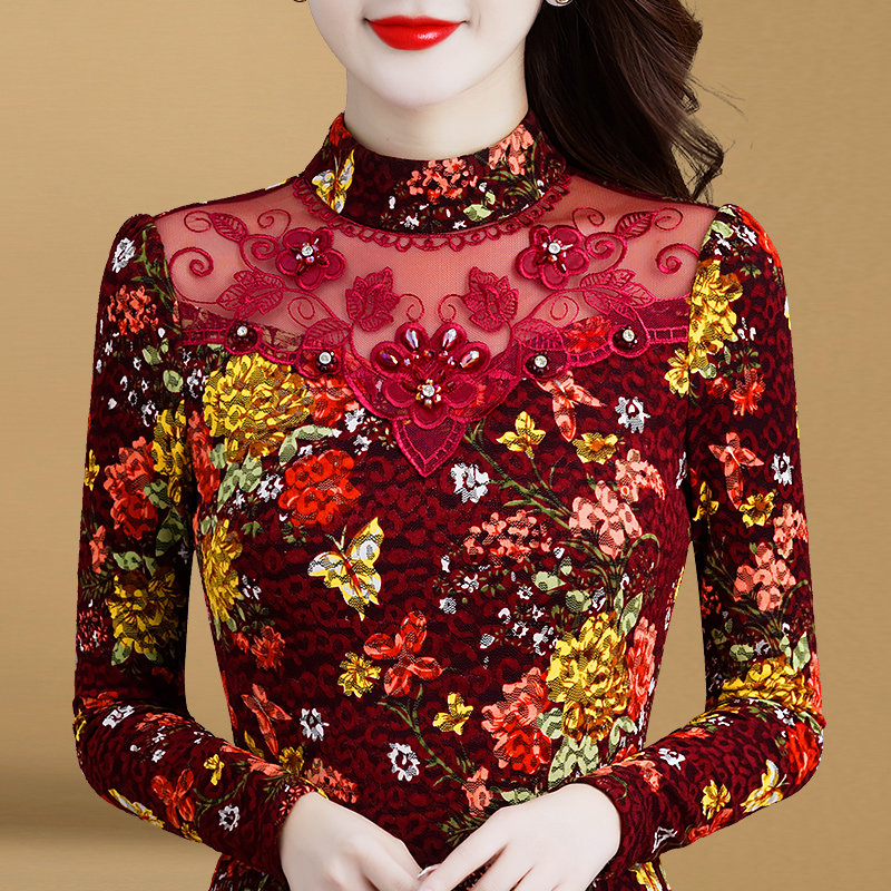 2021冬季新款半高领蕾丝镂空打底衫女长袖洋气加绒时尚碎花上衣厚