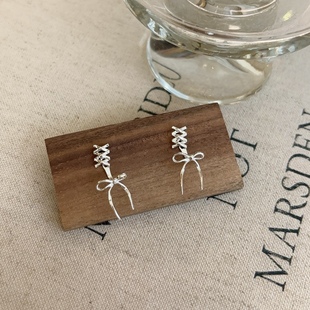 「mini蝴蝶结」绑带芭蕾风甜美两戴式耳钉无耳洞蚊香盘耳夹耳环女