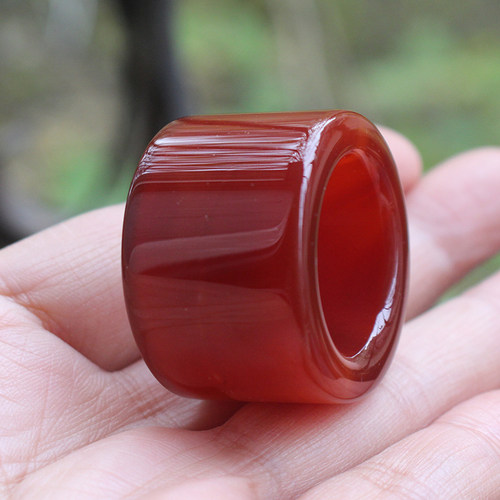 天然红玛瑙大号扳指男女戒指指环