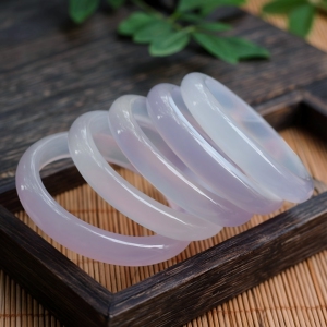 天然原矿淡紫玛瑙手镯玉石镯