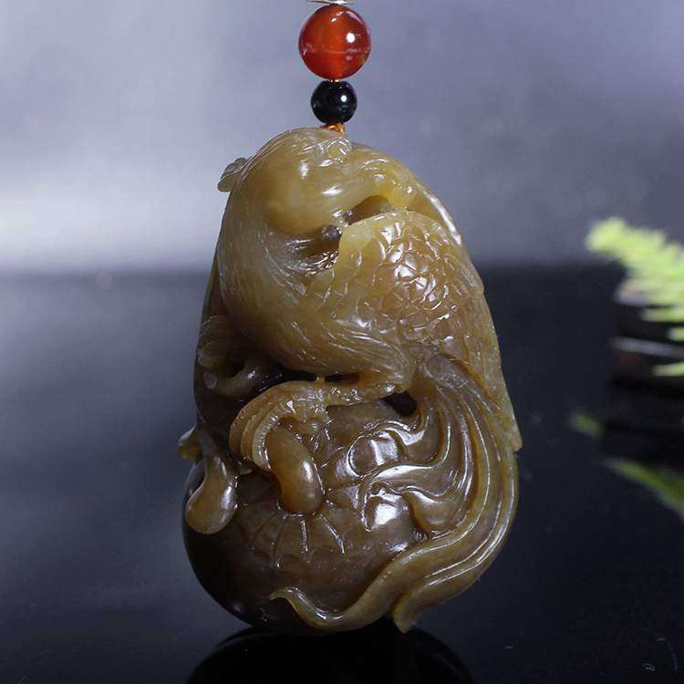 天然和田玉糖玉玉挂件高档项链坠