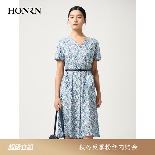 红人夏季V领碎花纯棉A字连衣裙