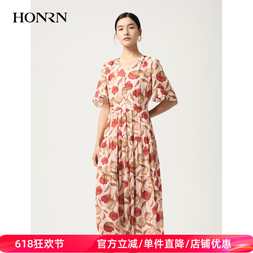 红人夏季碎花V领显瘦A字连衣裙