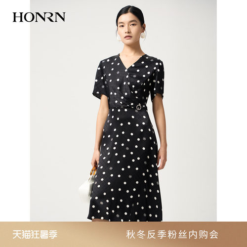 红人夏季桑蚕丝波点V领连衣裙