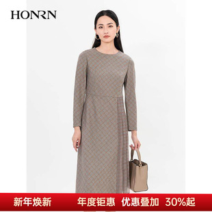 收腰显瘦a字针织连衣裙女秋冬款 裙子修身 HH55OL329 红人长袖 HONRN