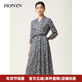 HONRN 红人v领七分袖 收腰压褶印花裙子a字连衣裙女春秋HJ11OL076
