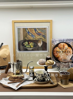 样板房厨房岛台早餐咖啡主题饰品