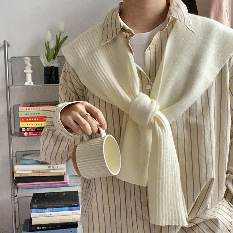 2026年新款品质款高级感褶皱条纹针织披肩网红围巾小坎肩两用SD75