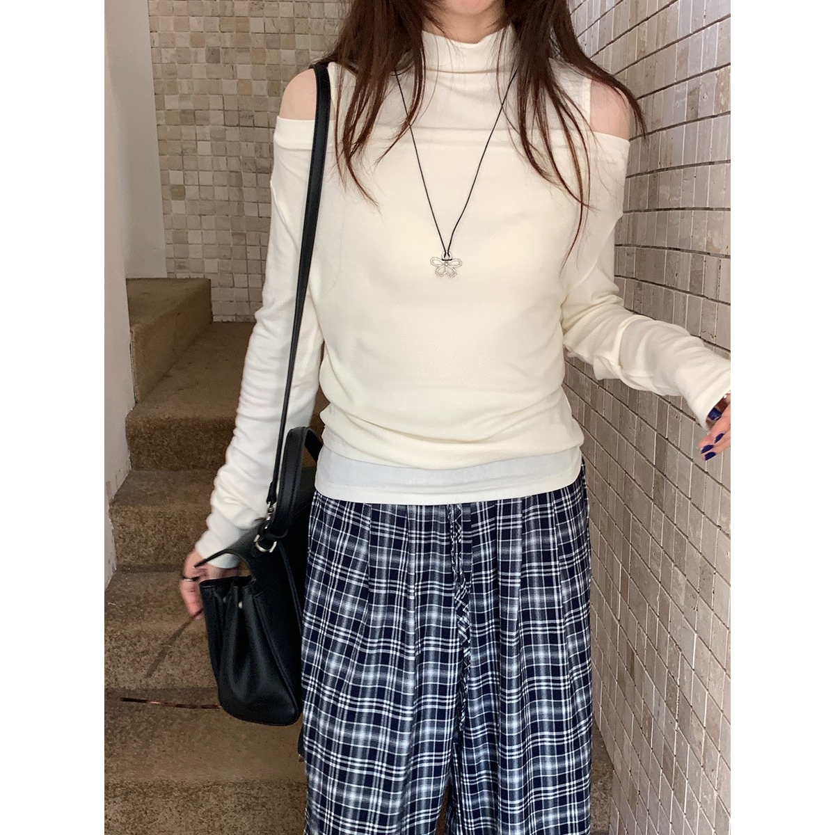 韩系层次感叠穿两件套2025秋季新款设计感一字肩长袖t恤背心ce28