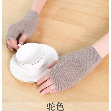 加厚貂绒半指手套女冬短款可爱韩版半截写字护腕学生保暖针织HB90