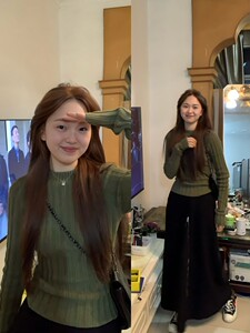 大码胖妹妹韩系高级感针织打底衫女秋冬新款修身显瘦长袖坑条毛衣
