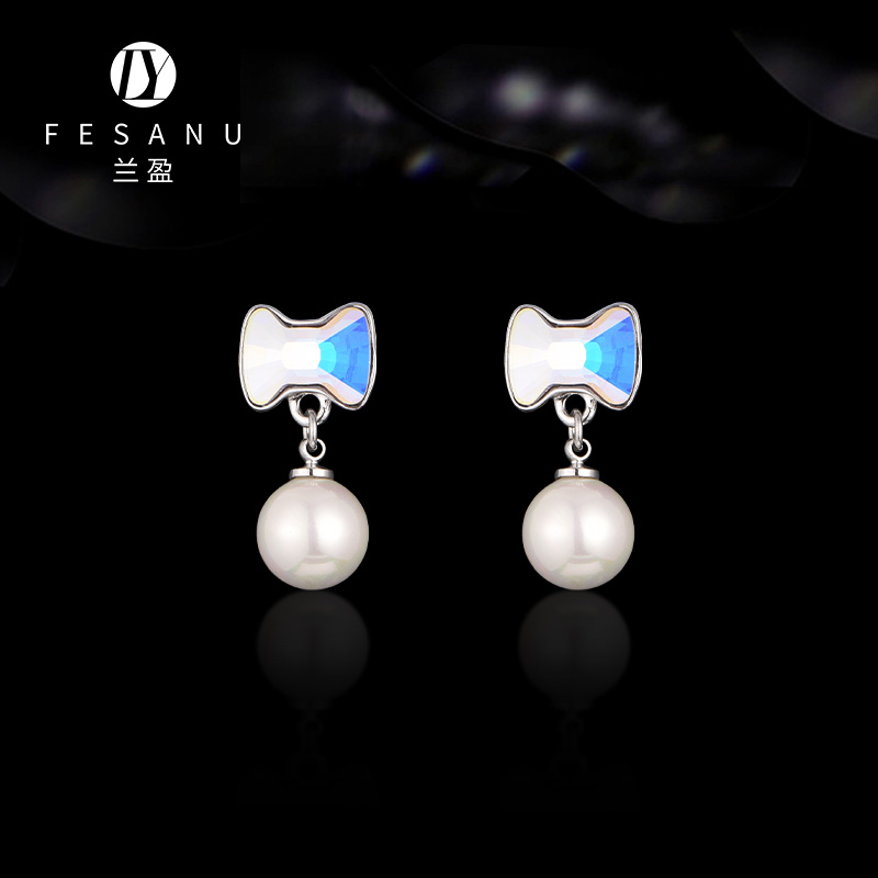 兰盈蝴蝶系列水晶耳饰