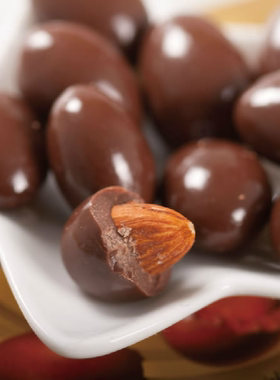 韩国进口 零食 巧克力 乐天扁桃仁巧克力 豆果仁巴坦木 46g