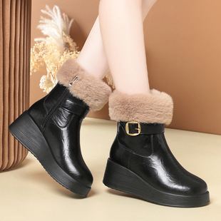 撤柜冬季加绒皮鞋厚底妈妈棉鞋毛毛口短靴女坡跟鞋子女款短筒
