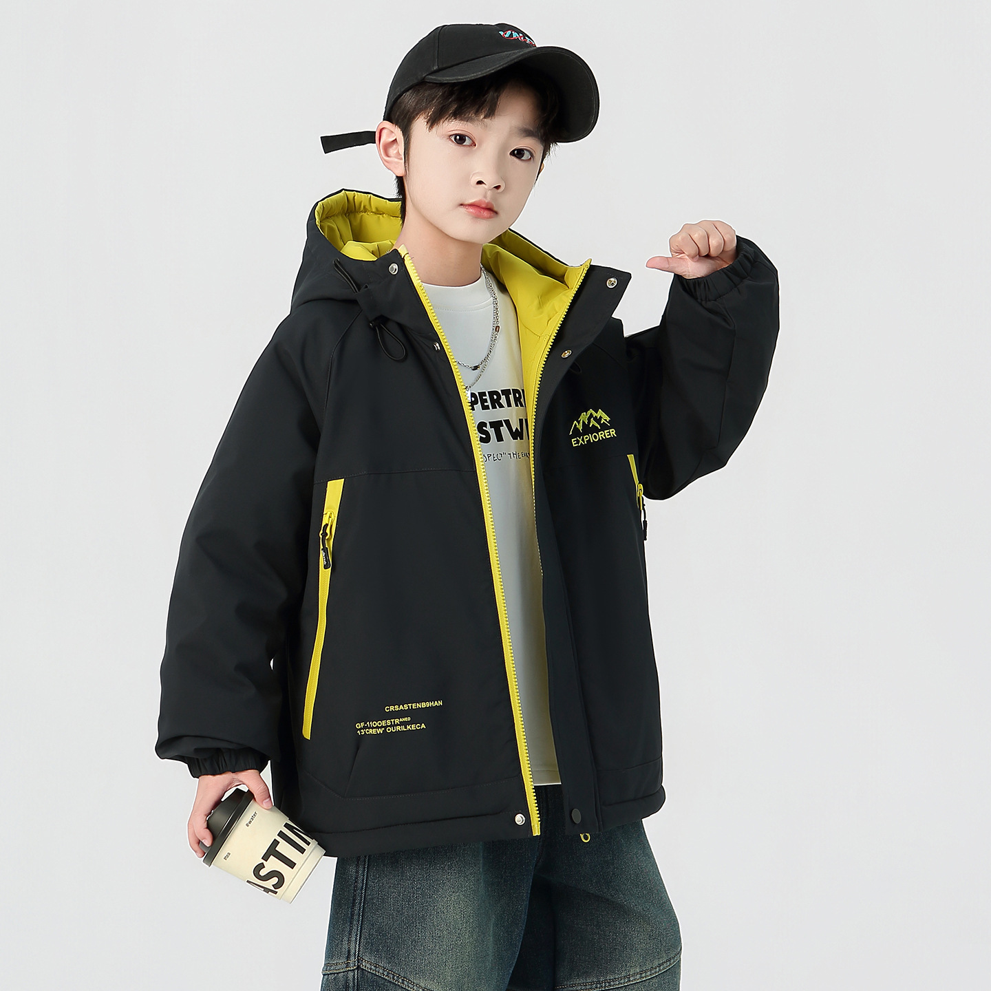 品牌断码男童冬装外套新款男童加厚外套男童冲锋衣男童外套加绒潮