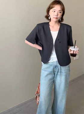 MOOTEA韩版夏季新款时尚气质设计感V领系扣短款西装外套女
