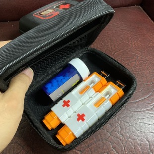 三角洲行动游戏战地医疗箱游戏同款实物周边曼德尔砖大红模型三角